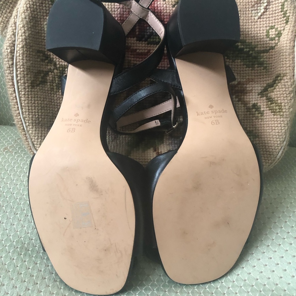 Kate Spade ankle strap shoe. - Picture 3 of 6